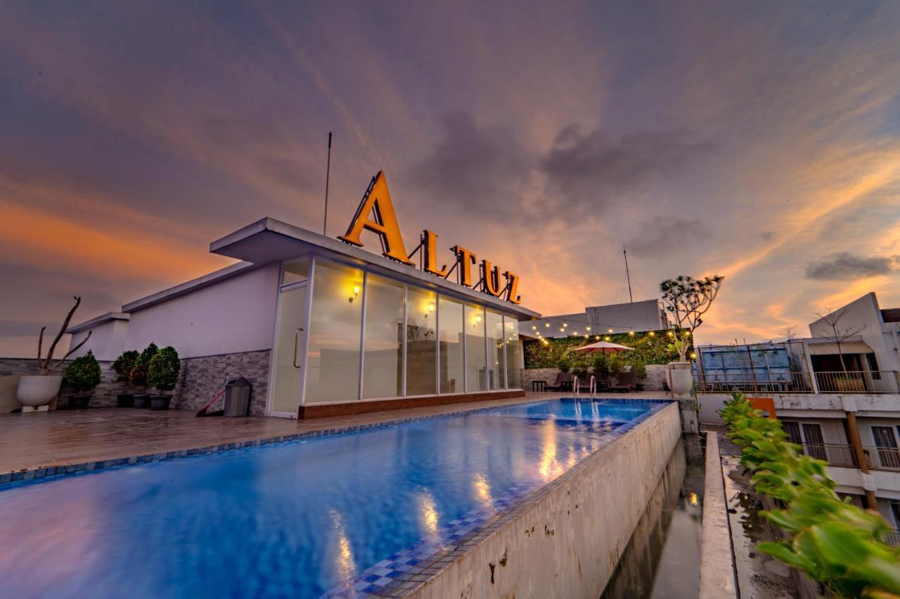 Redliving Apartemen Premium Exclusive Seturan Jogyakarta Zewnętrze zdjęcie